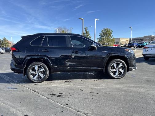 2021 Toyota RAV4 Prime SE