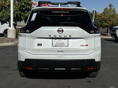 2025 Nissan Rogue Rock Creek