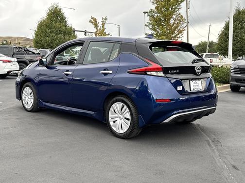 2025 Nissan Leaf S