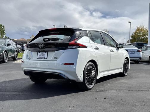 2025 Nissan Leaf SV PLUS