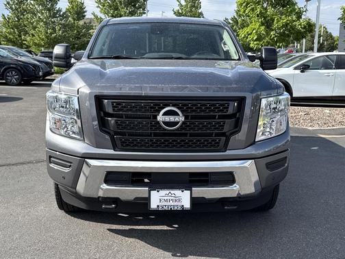 2024 Nissan Titan XD SV
