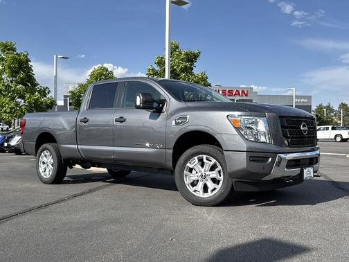 2024 Nissan Titan XD SV