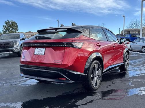 2024 Nissan ARIYA PLATINUM+