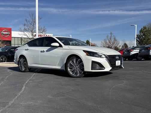 2023 Nissan Altima 2.5 SL