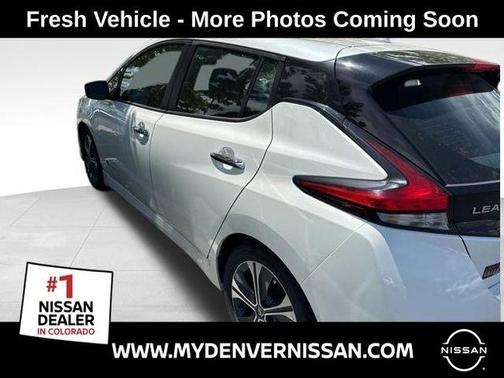 White 2019 Nissan Leaf SV