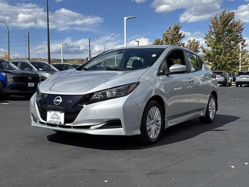 2025 Nissan Leaf S