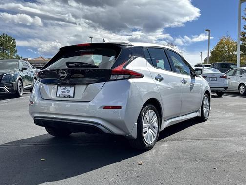 2025 Nissan Leaf S