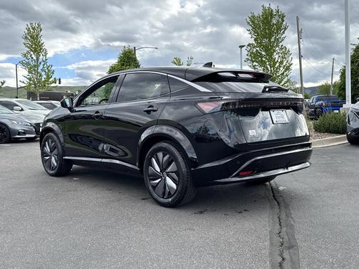 2025 Nissan ARIYA ENGAGE
