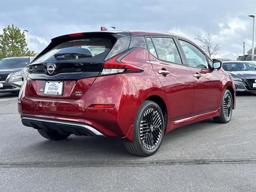 2024 Nissan Leaf SV PLUS