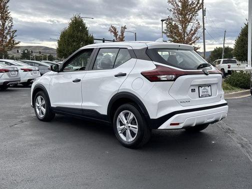 2023 Nissan Kicks S