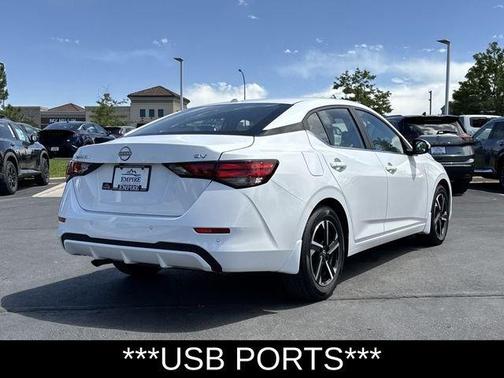 Cloud White 2024 Nissan Sentra SV