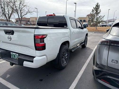 2025 Nissan Frontier SV