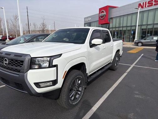 2025 Nissan Frontier SV