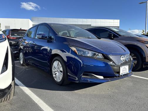 2025 Nissan Leaf S