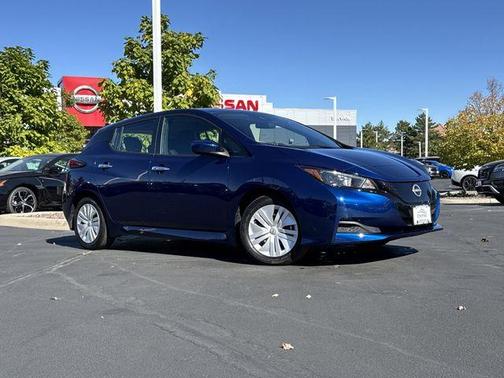 2025 Nissan Leaf S