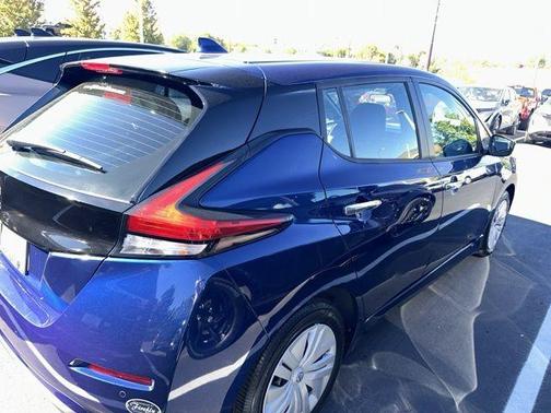 2025 Nissan Leaf S