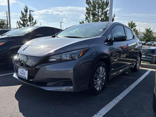2025 Nissan Leaf S