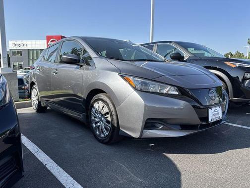 2025 Nissan Leaf S