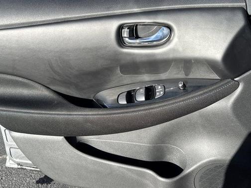 2024 Nissan Leaf SV PLUS