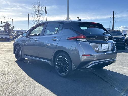 2024 Nissan Leaf SV PLUS
