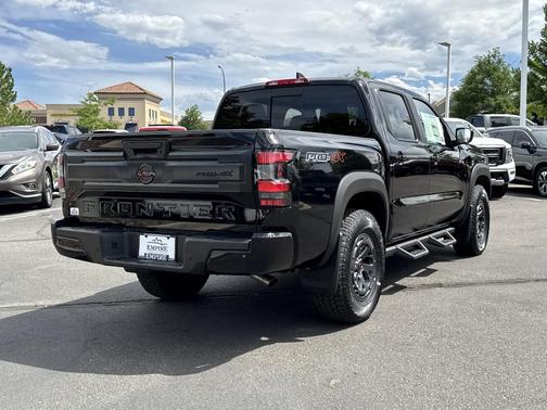 2025 Nissan Frontier PRO-4X