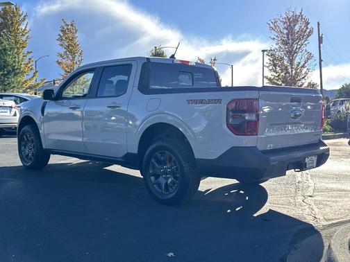 2023 Ford Maverick Lariat