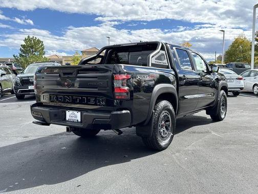 2025 Nissan Frontier PRO-4X