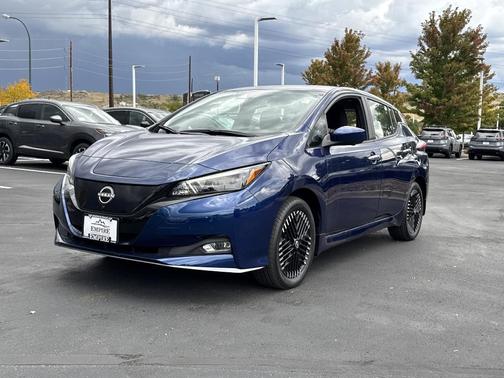 2025 Nissan Leaf SV PLUS