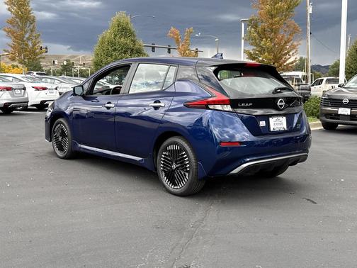 2025 Nissan Leaf SV PLUS