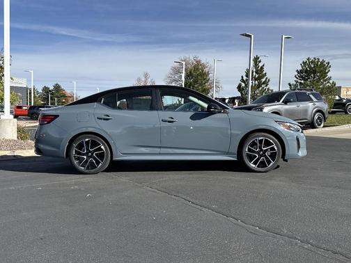 2025 Nissan Sentra SR