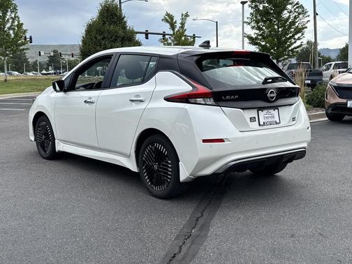 2024 Nissan Leaf SV PLUS
