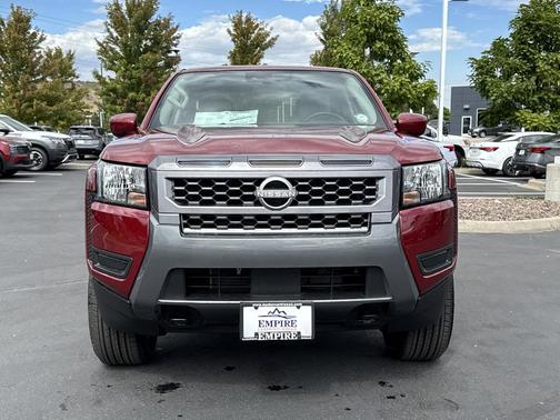2025 Nissan Frontier SV