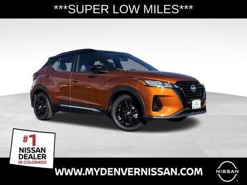 Monarch Orange / Super Black 2022 Nissan Kicks SR