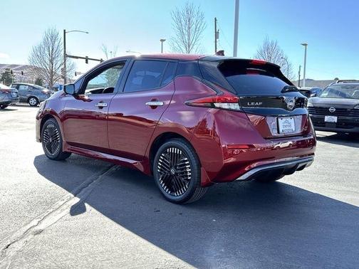 2024 Nissan Leaf SV PLUS