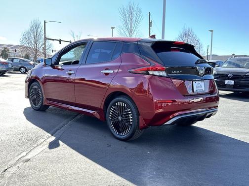 2024 Nissan Leaf SV PLUS