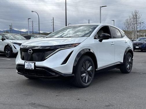 2025 Nissan ARIYA ENGAGE