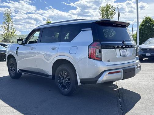 2025 Nissan Armada SV