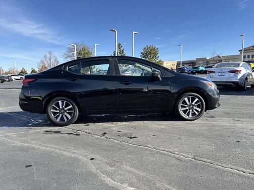 2021 Nissan Versa 1.6 SV