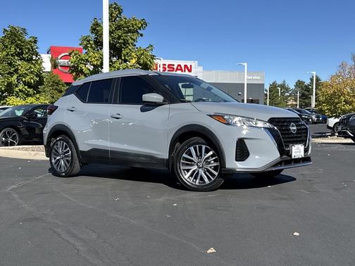 2023 Nissan Kicks SV