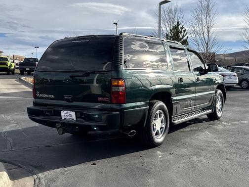 2002 GMC Yukon XL Denali