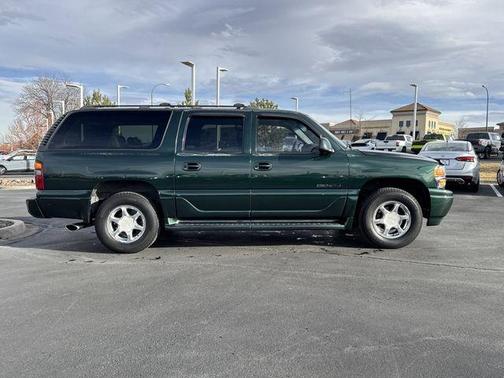 2002 GMC Yukon XL Denali
