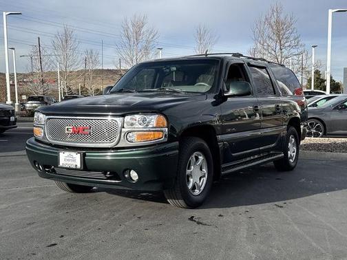 2002 GMC Yukon XL Denali