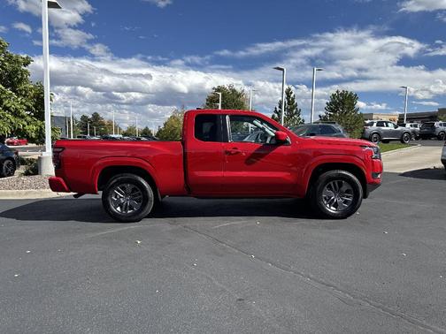 2025 Nissan Frontier SV