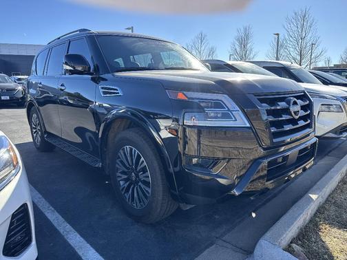 2022 Nissan Armada SL