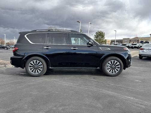 2022 Nissan Armada SL
