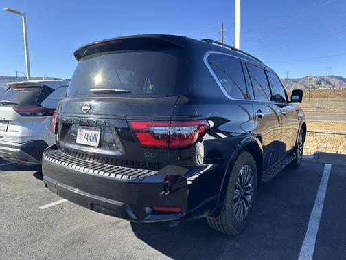 2022 Nissan Armada SL