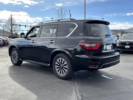 2022 Nissan Armada SL