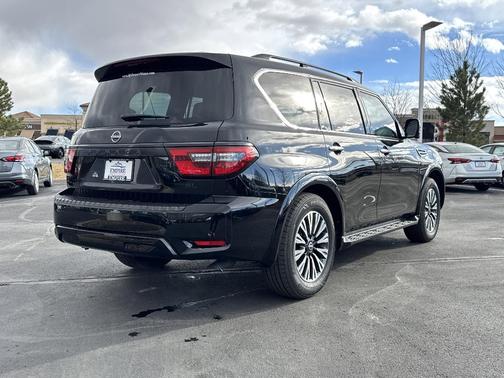 2022 Nissan Armada SL