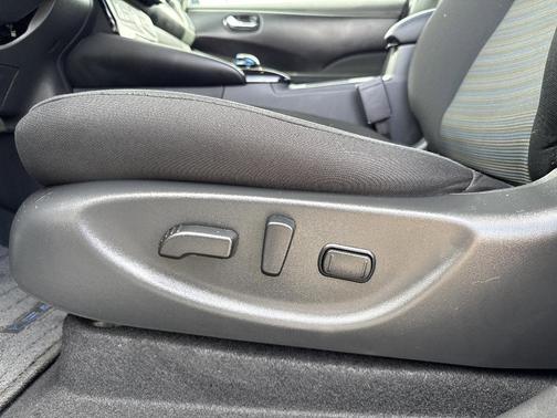 2024 Nissan Leaf SV PLUS