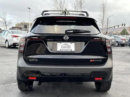 2026 Nissan Kicks SR